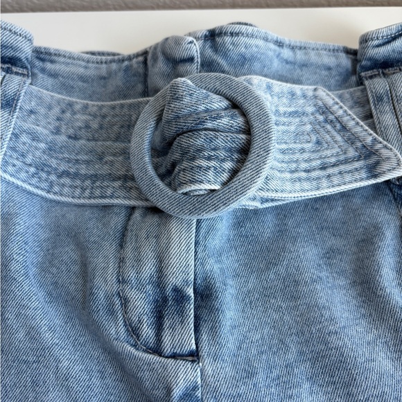 Sézane Rome Shorts - Picture 4 of 10